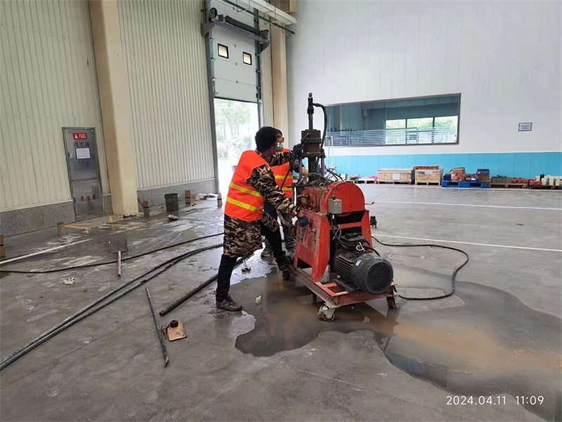 云城厂房地面下沉塌陷注浆加固施工